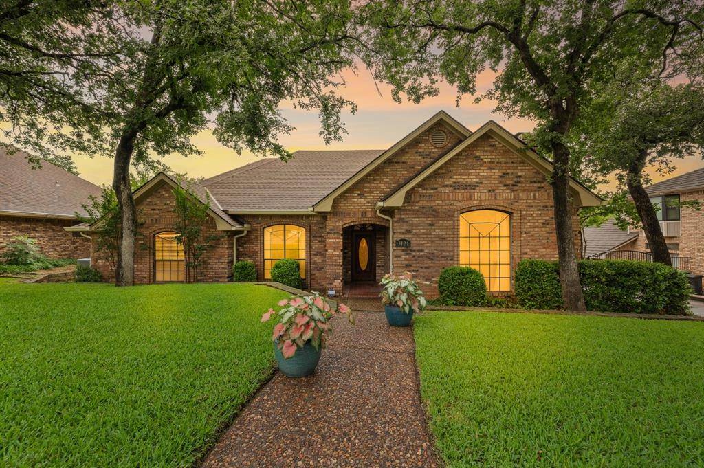 Hurst, TX 76054,3121 Oakdale Drive