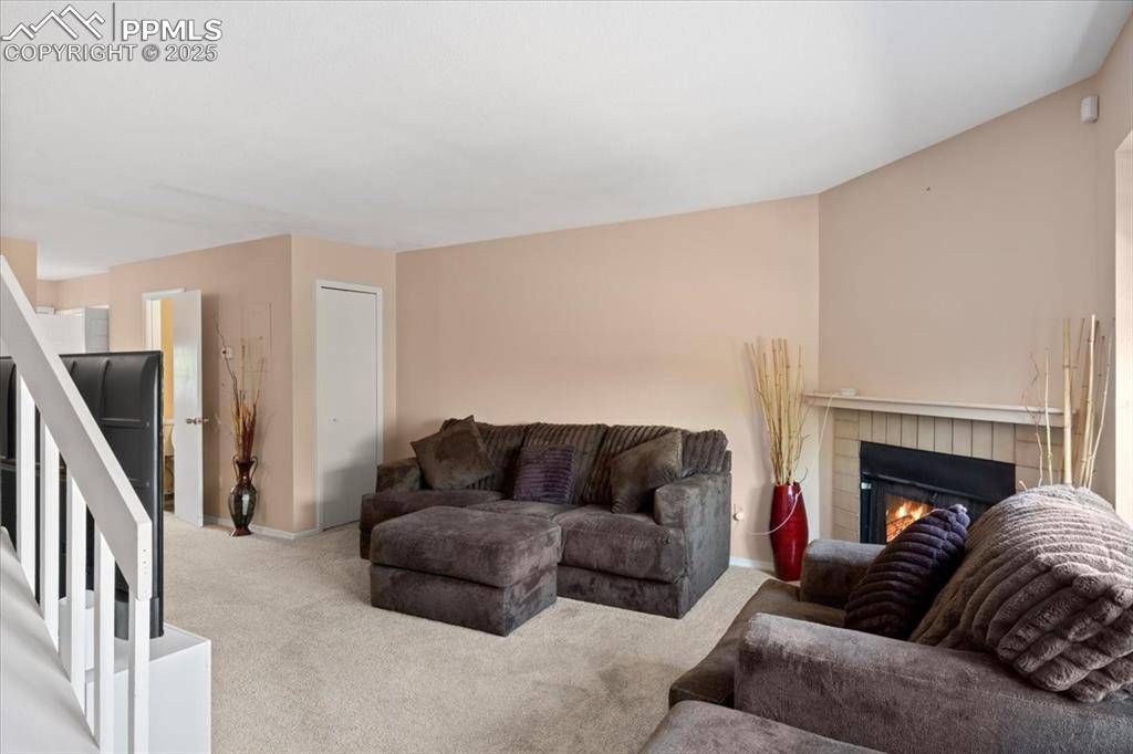 Colorado Springs, CO 80916,4773 Live Oak DR