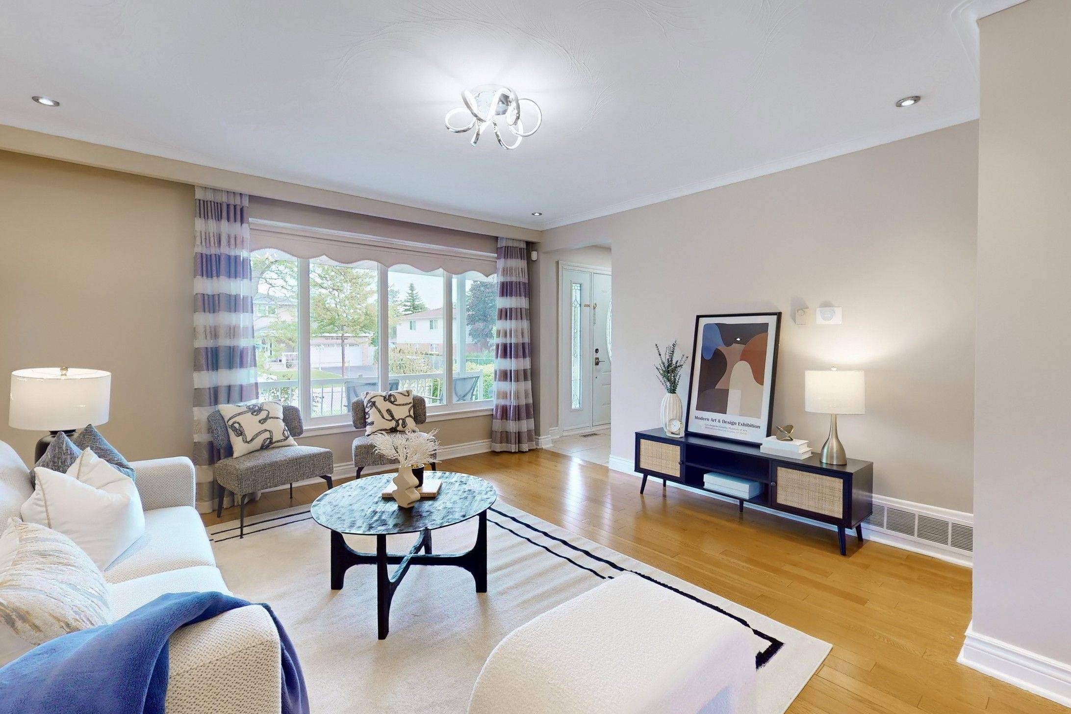 Mississauga, ON L5C 1H6,1205 Forestwood DR
