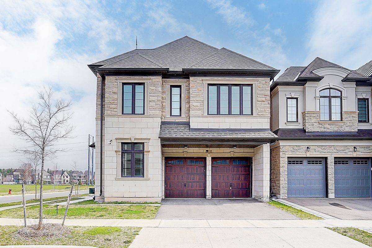 Oakville, ON L6M 5L6,1301 Felicity GDNS