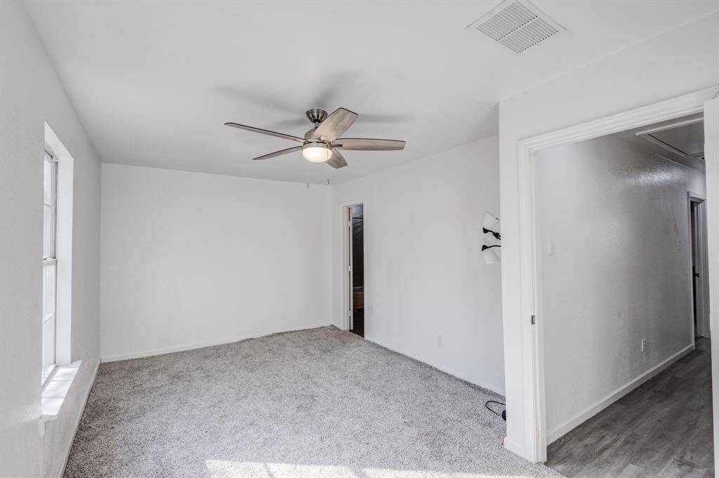 Dallas, TX 75232,6633 Emhouse Street