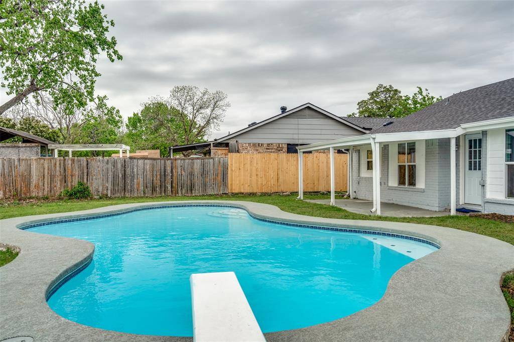 Carrollton, TX 75007,2828 Elk Grove Road