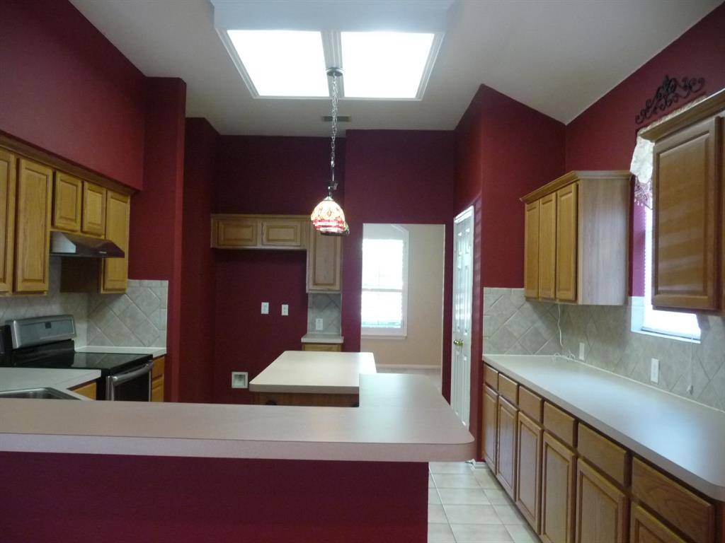 Mckinney, TX 75071,208 Lake Village Drive