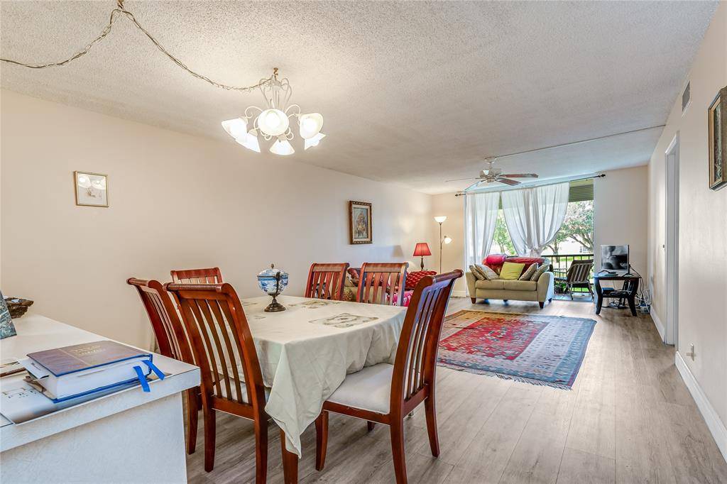 Pembroke Pines, FL 33025,8930 S Hollybrook Blvd #209