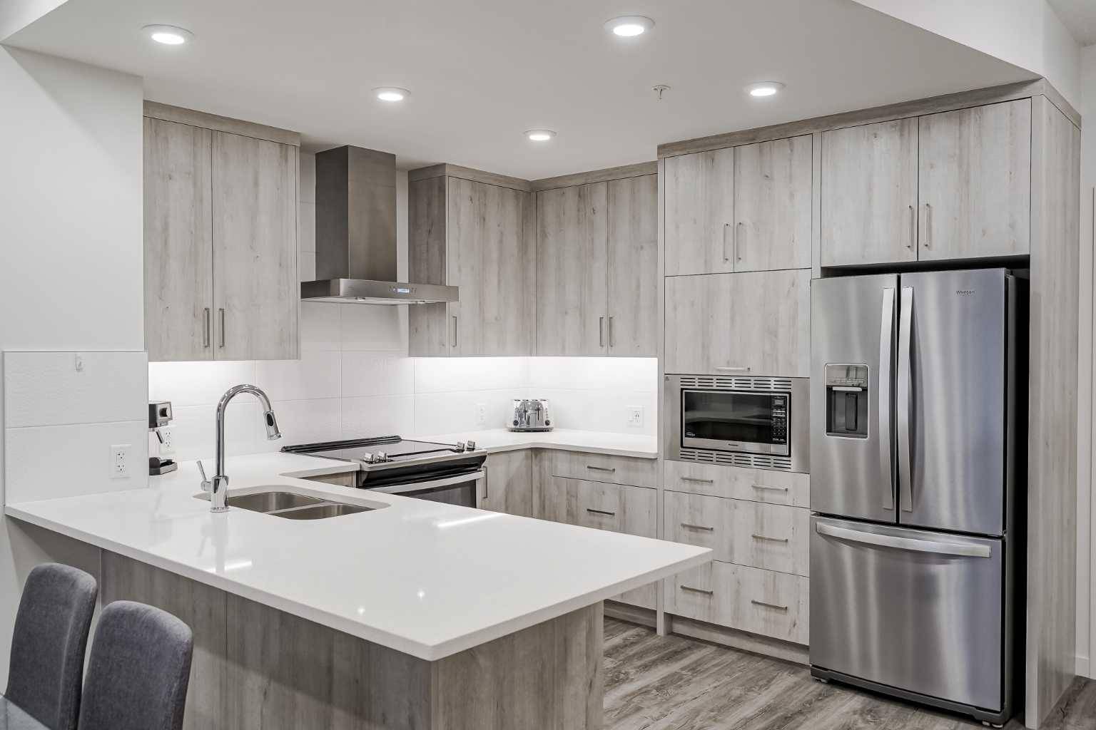 Calgary, AB T3M 3H6,24 Mahogany PATH SE #414