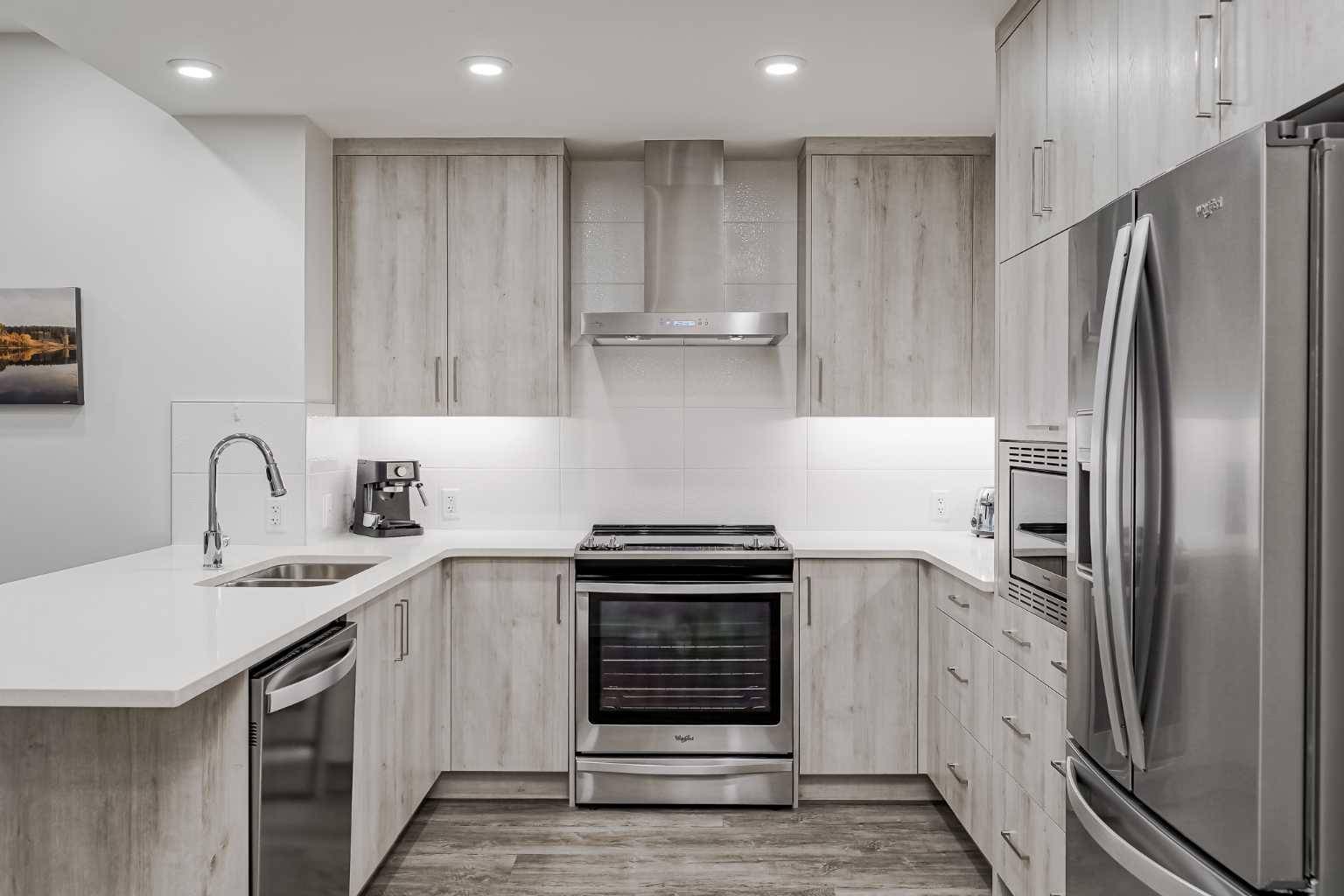 Calgary, AB T3M 3H6,24 Mahogany PATH SE #414