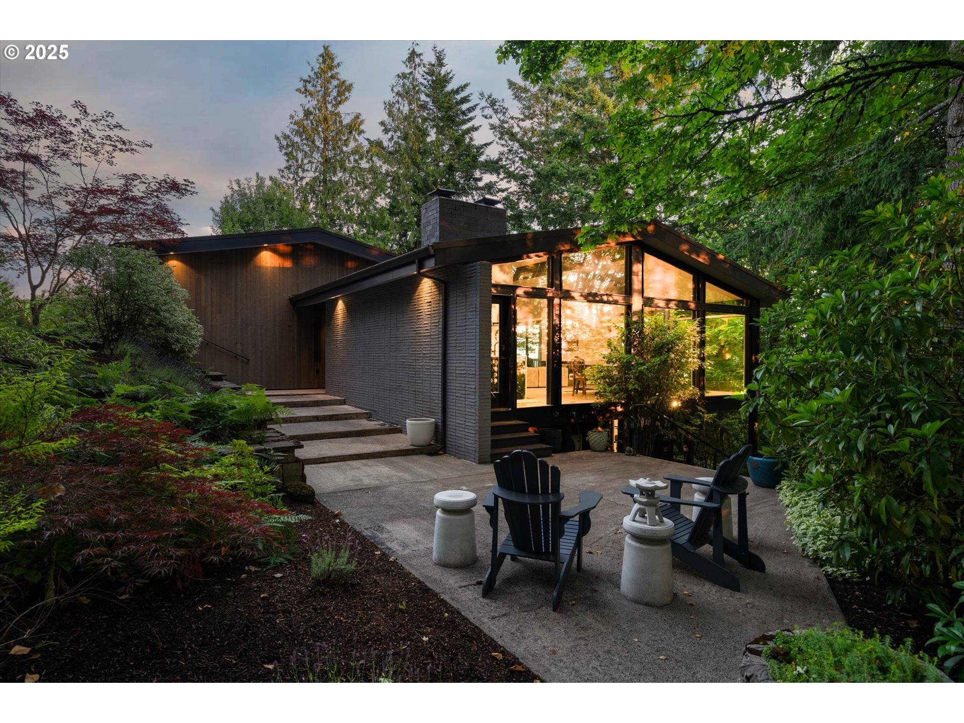 Portland, OR 97229,1801 NW WALMER DR