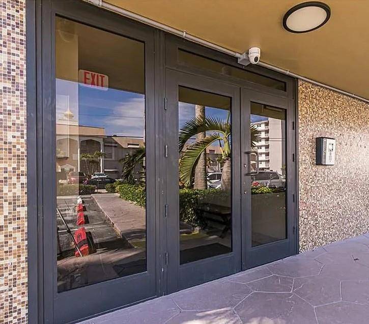 Hallandale Beach, FL 33009,301 Golden Isles Dr #307