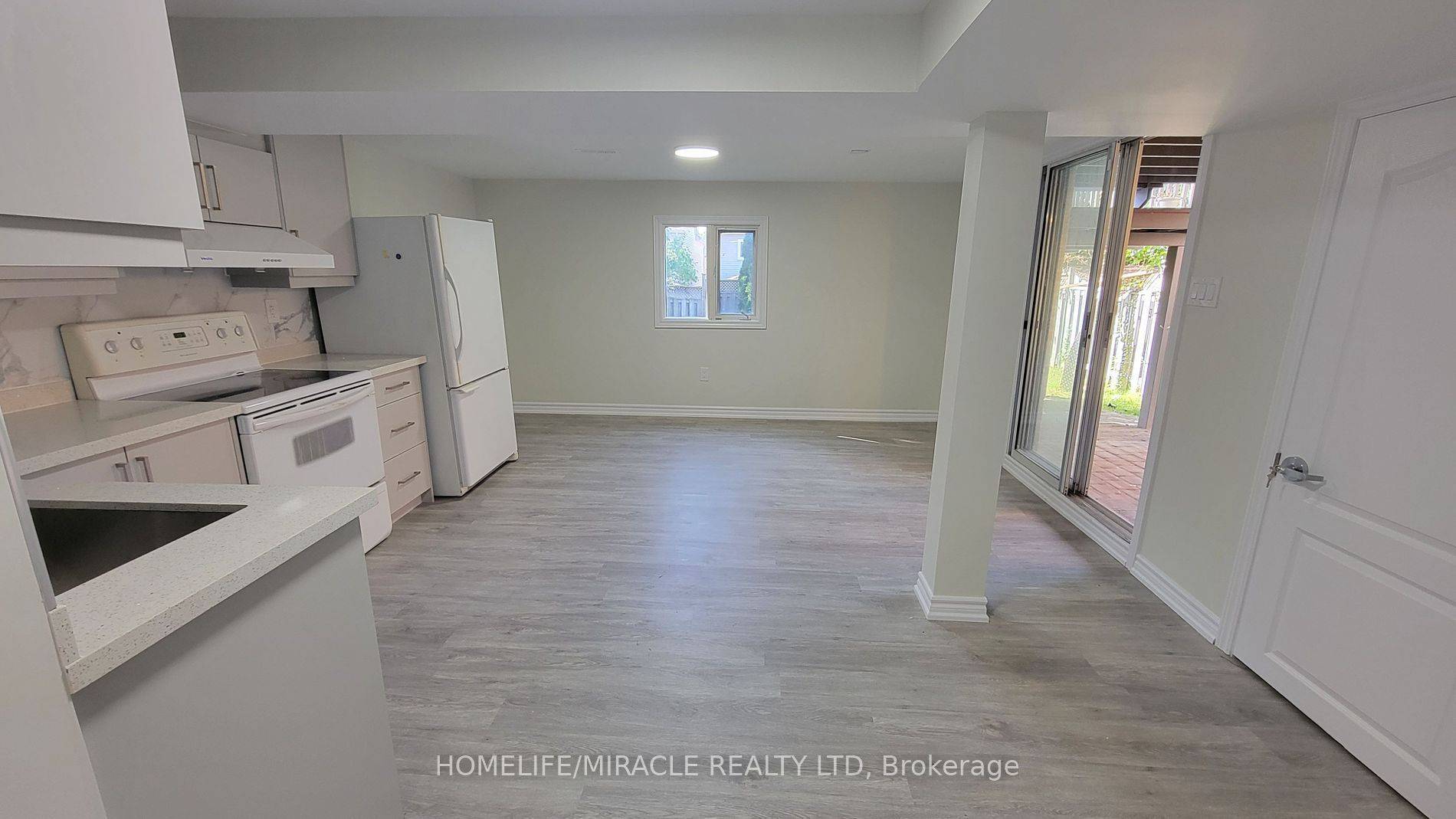 Whitby, ON L1R 2H2,18 Inkpen LN #Basement