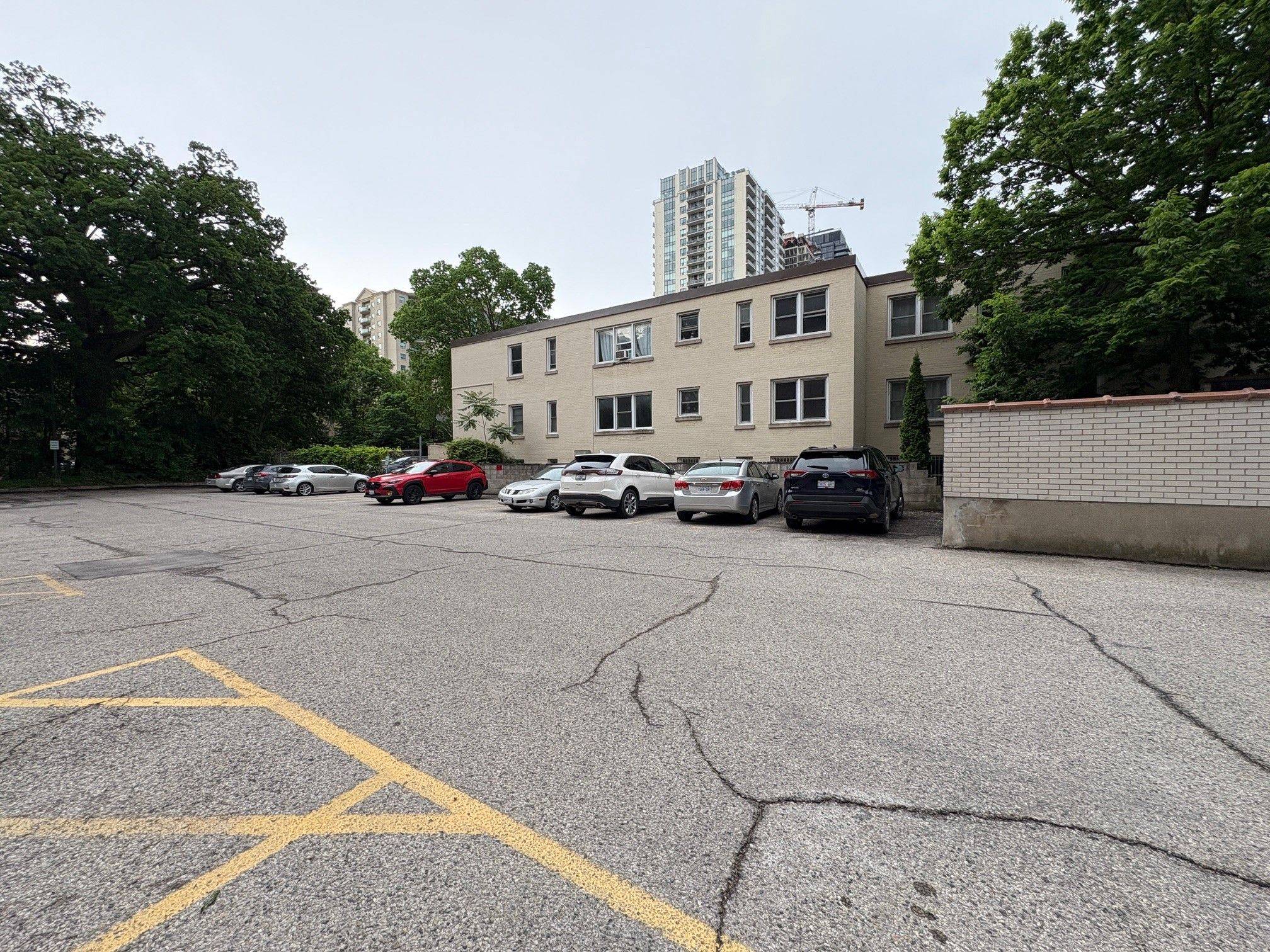 London East, ON N6A 1L7,75 Albert ST #106