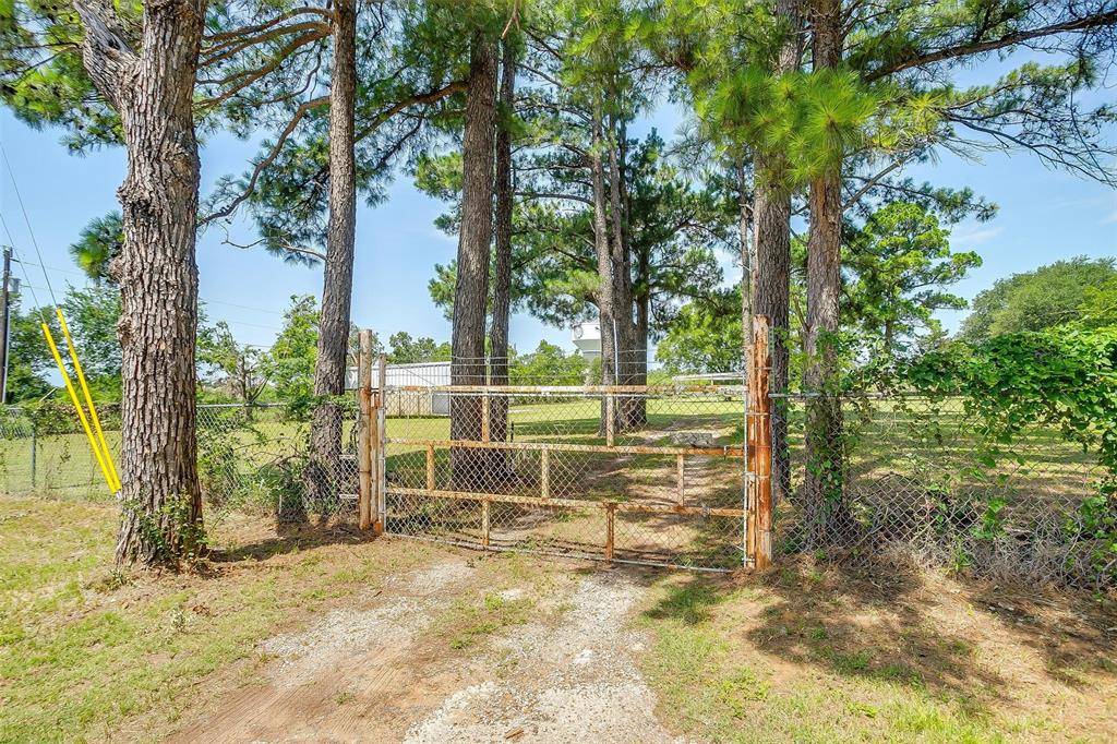 Joshua, TX 76058,216 County Road 800a