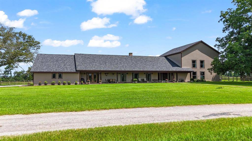 Overton, TX 75684,11074 W 64 Highway
