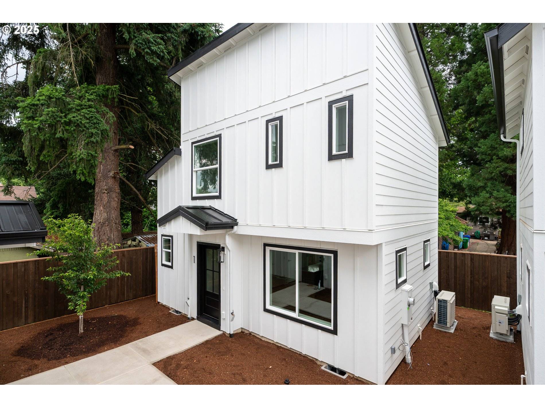 Milwaukie, OR 97222,4103 SE Olsen ST #1