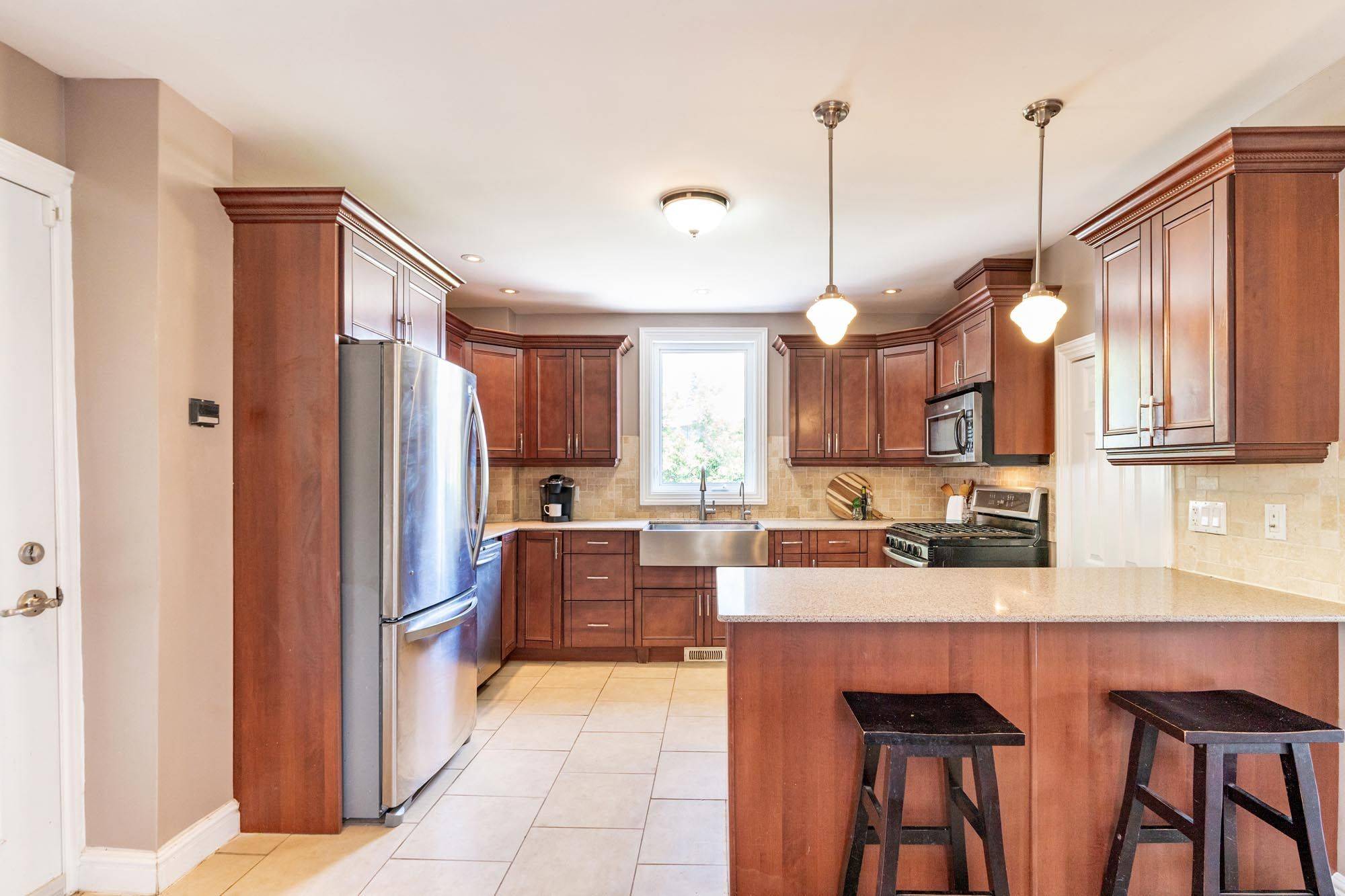 Midland, ON L4R 5J4,1078 Harbourview DR