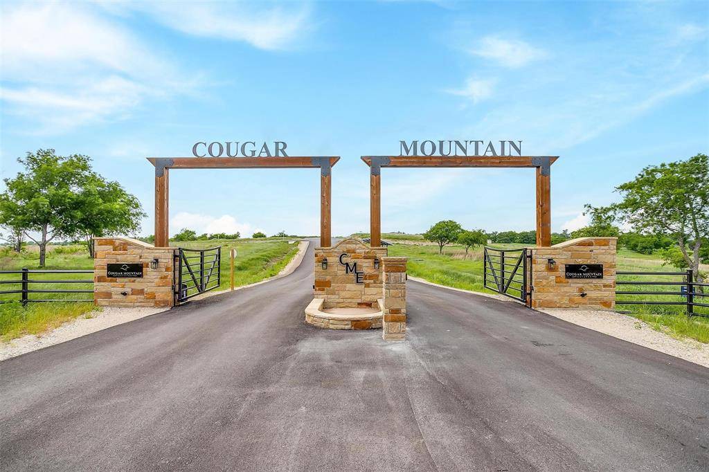 Granbury, TX 76035,3008 Lucky Pepper Drive