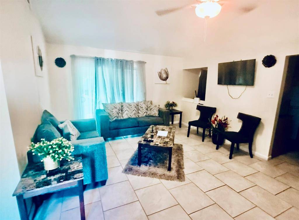 Arlington, TX 76015,3702 Lindsey Court