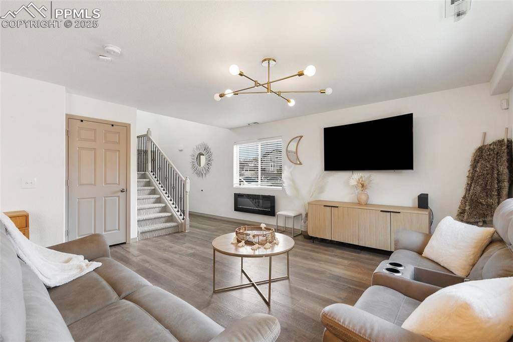 Colorado Springs, CO 80922,3867 Papuan DR