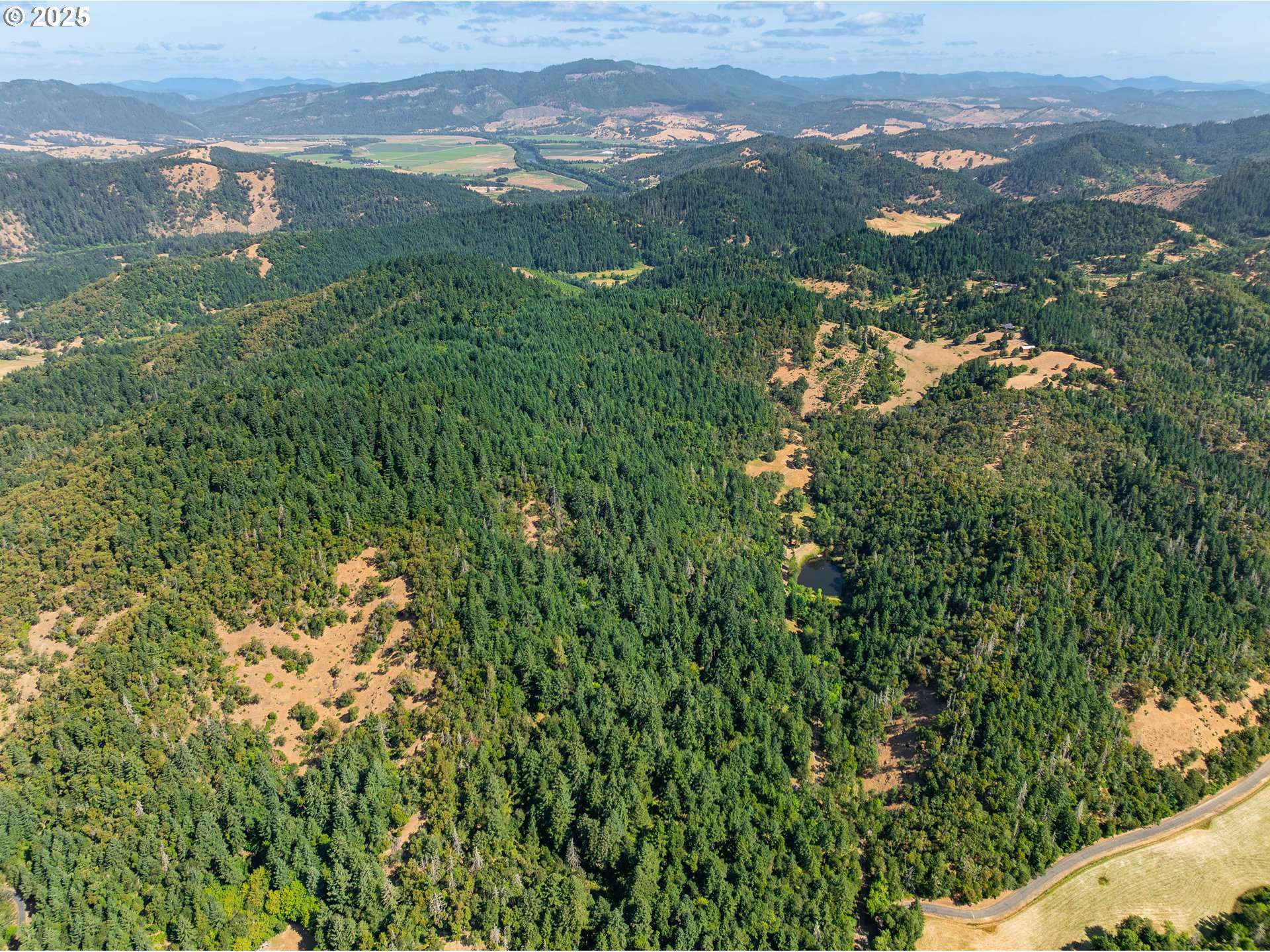 Roseburg, OR 97471,1180 UPPER CLEVELAND RPDS RD