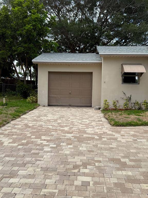 West Palm Beach, FL 33403,[StreetName,UnitNumber,StreetNumber,StreetDirPrefix]