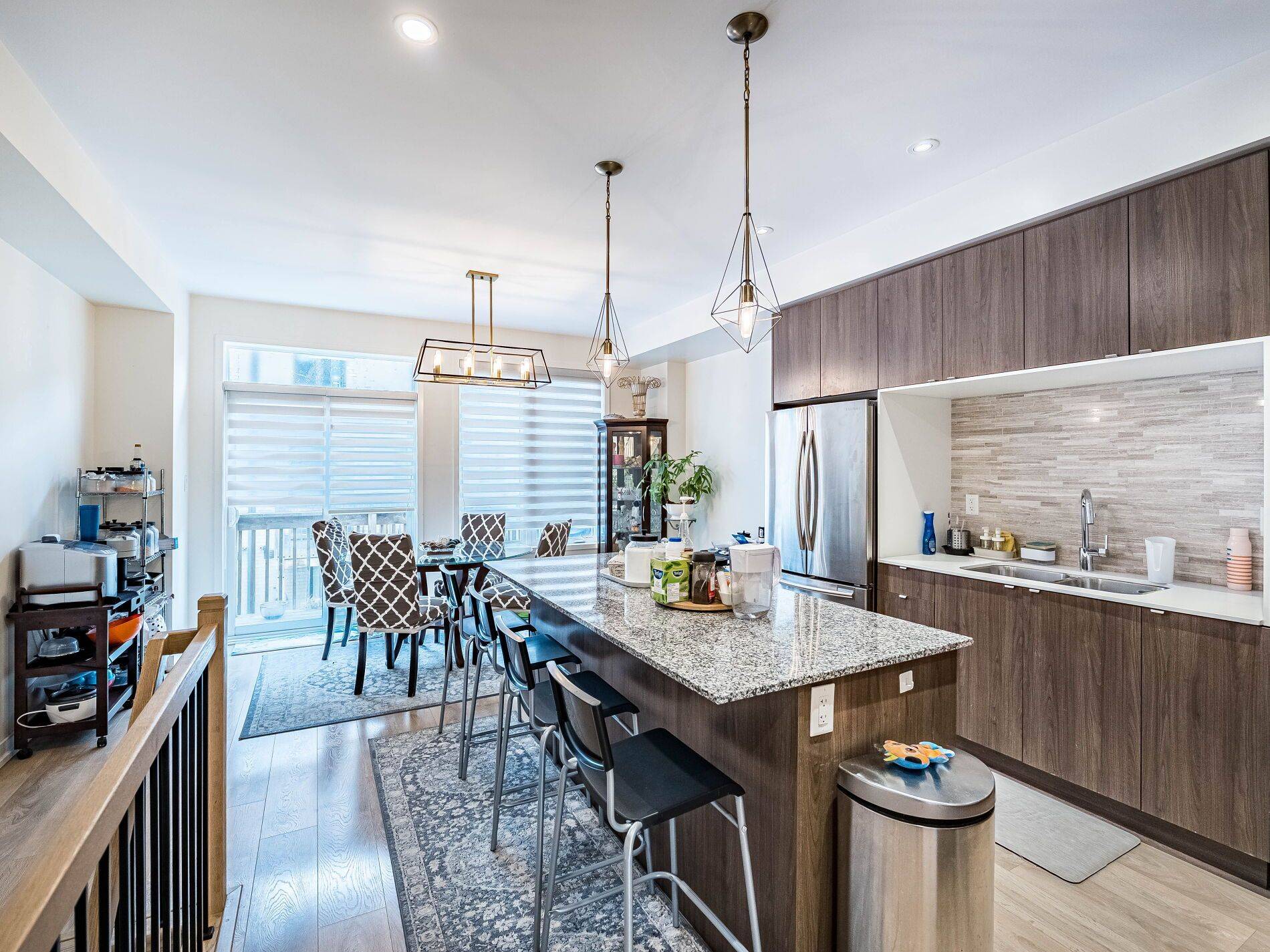 Oakville, ON L6H 0L4,195 Sabina DR
