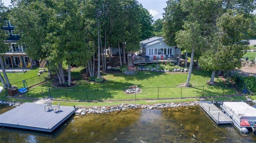 Selwyn, ON K0L 2H0,2365 Selwyn Bay LN