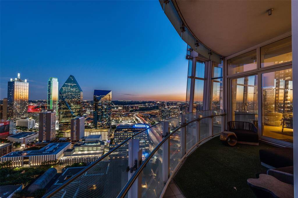 Dallas, TX 75201,1918 Olive Street #3302