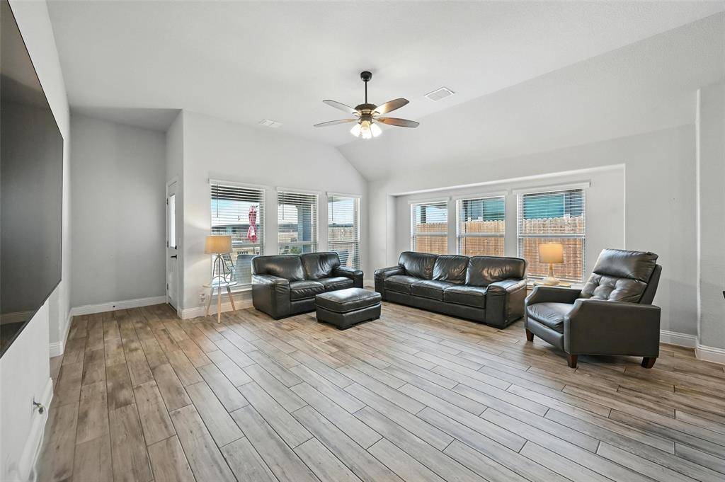 Fort Worth, TX 76036,4133 Snowberry Lane