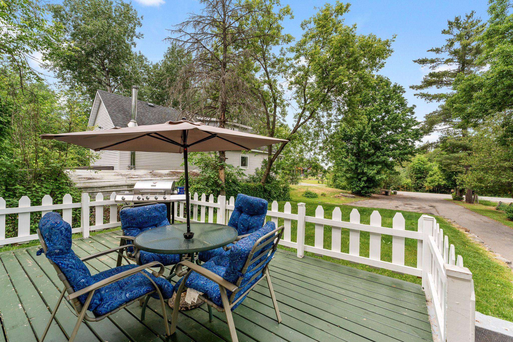 Kanata, ON K2K 1X7,96 Constance Lake RD