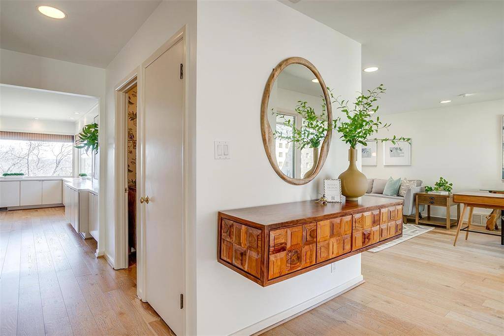 Fort Worth, TX 76109,3725 Autumn Drive