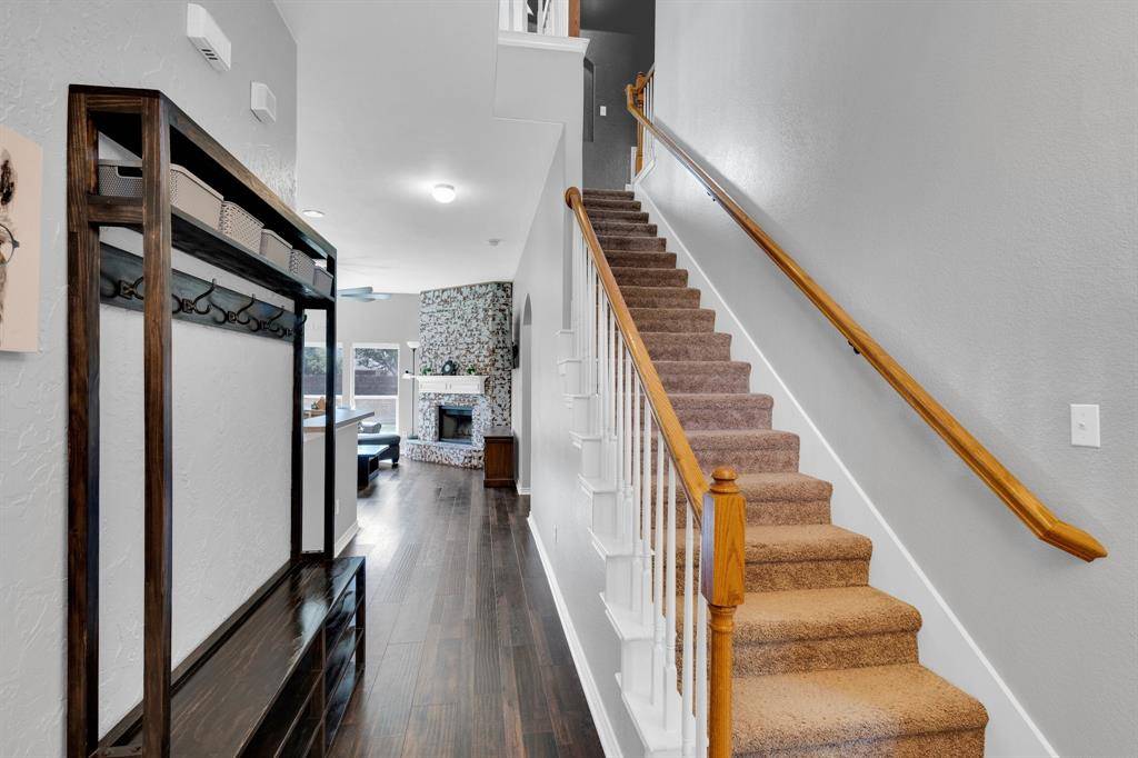 Red Oak, TX 75154,107 Oak Hollow Lane
