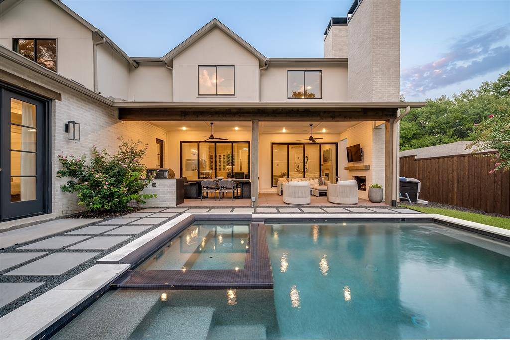 Dallas, TX 75214,7019 Green Tree Lane