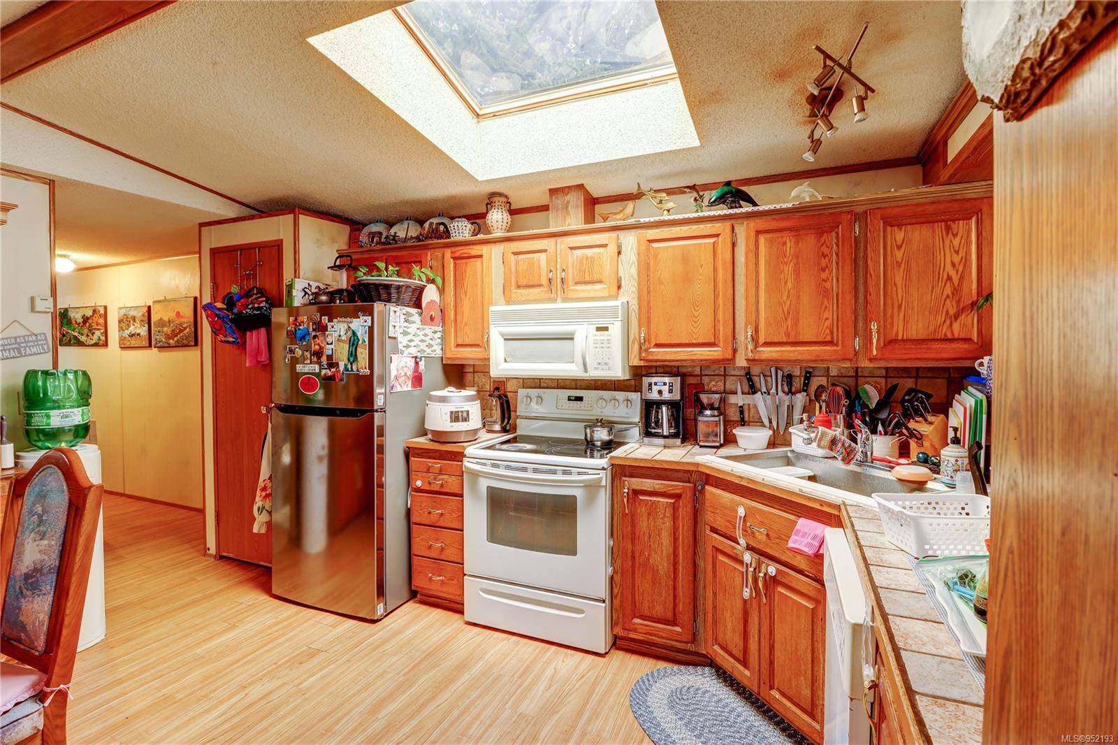 Black Creek, BC V9J 1B7,2826 Bruce Rd #A & B