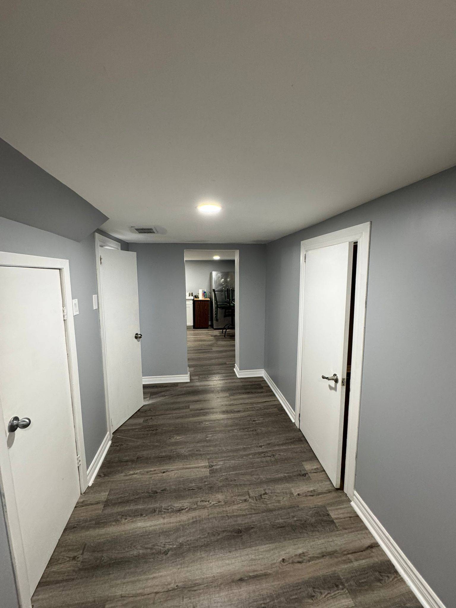 Toronto E04, ON M1R 3W5,110 Lilian DR #Basement