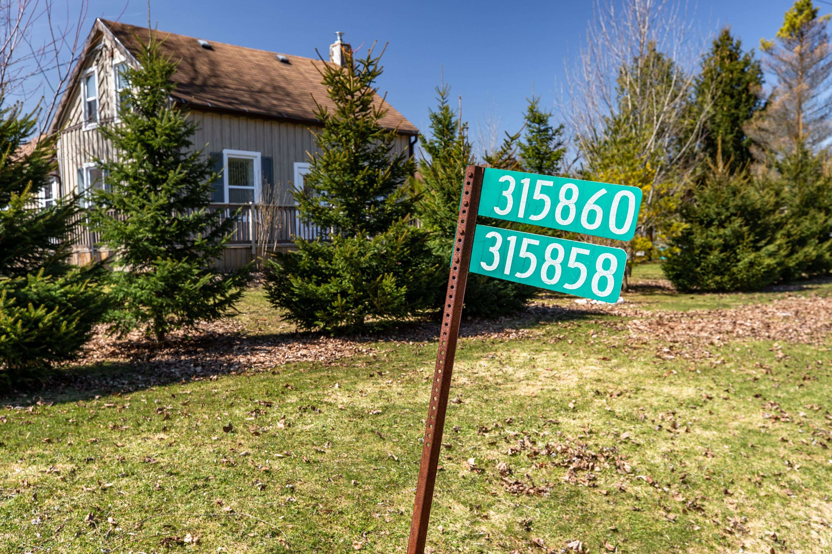 Chatsworth, ON N0H 2V0,315860 Highway 6 HWY