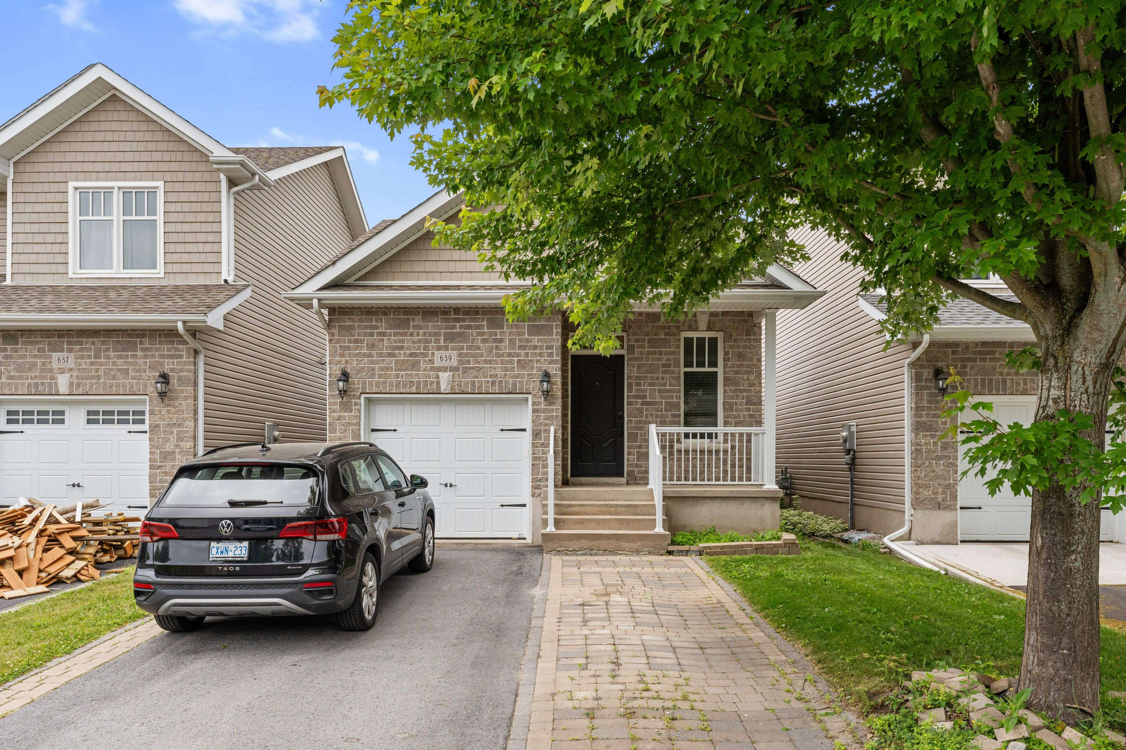 Kingston, ON K7K 0B6,639 Walters ST