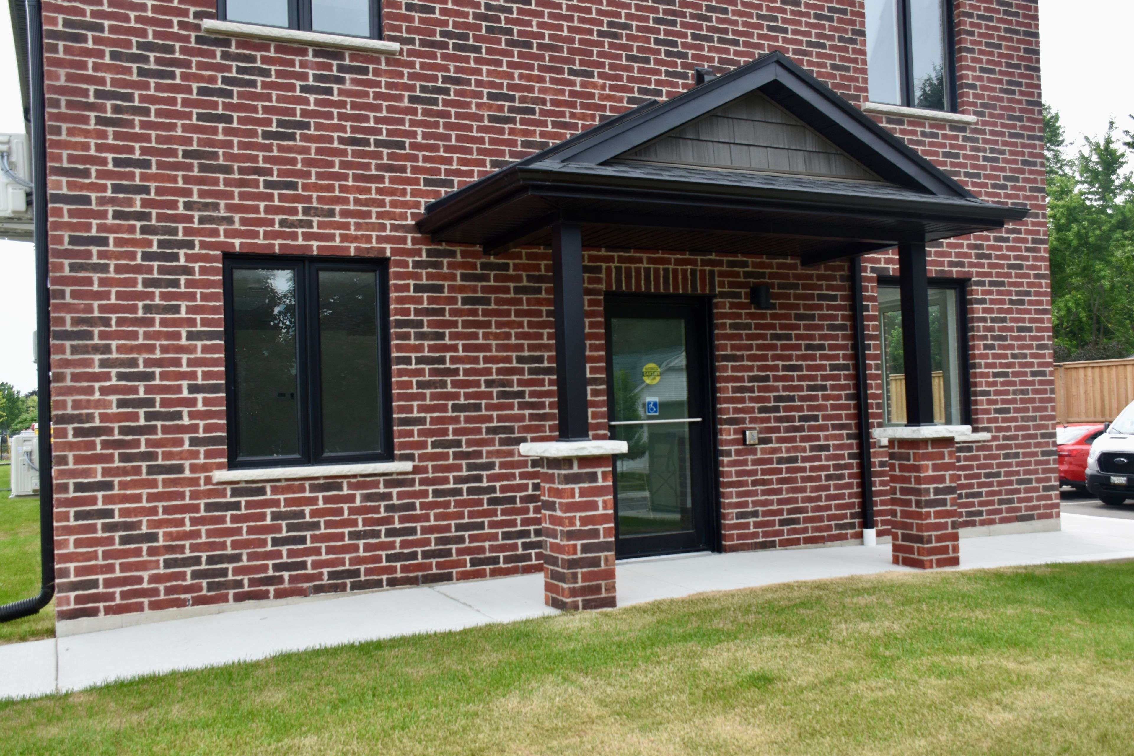 St. Marys, ON N4X 1C4,446 Queen ST W #1A