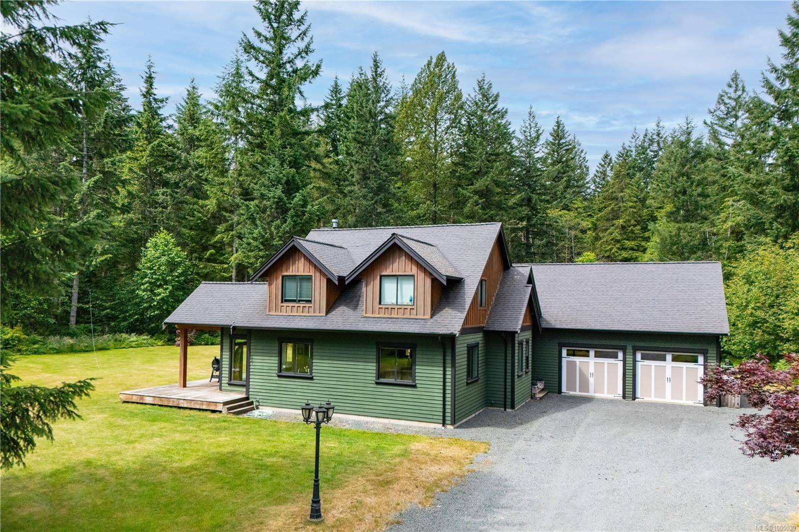 Campbell River, BC V9H 1B1,3815 Woodland Dr