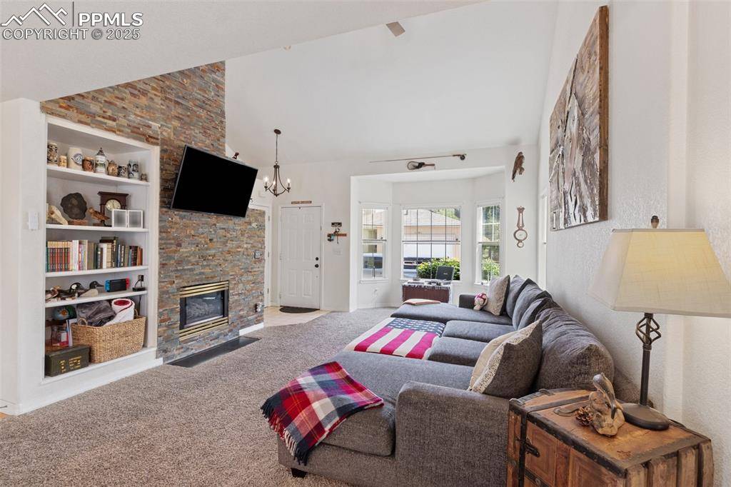 Colorado Springs, CO 80918,3320 Chestnut Glen LN