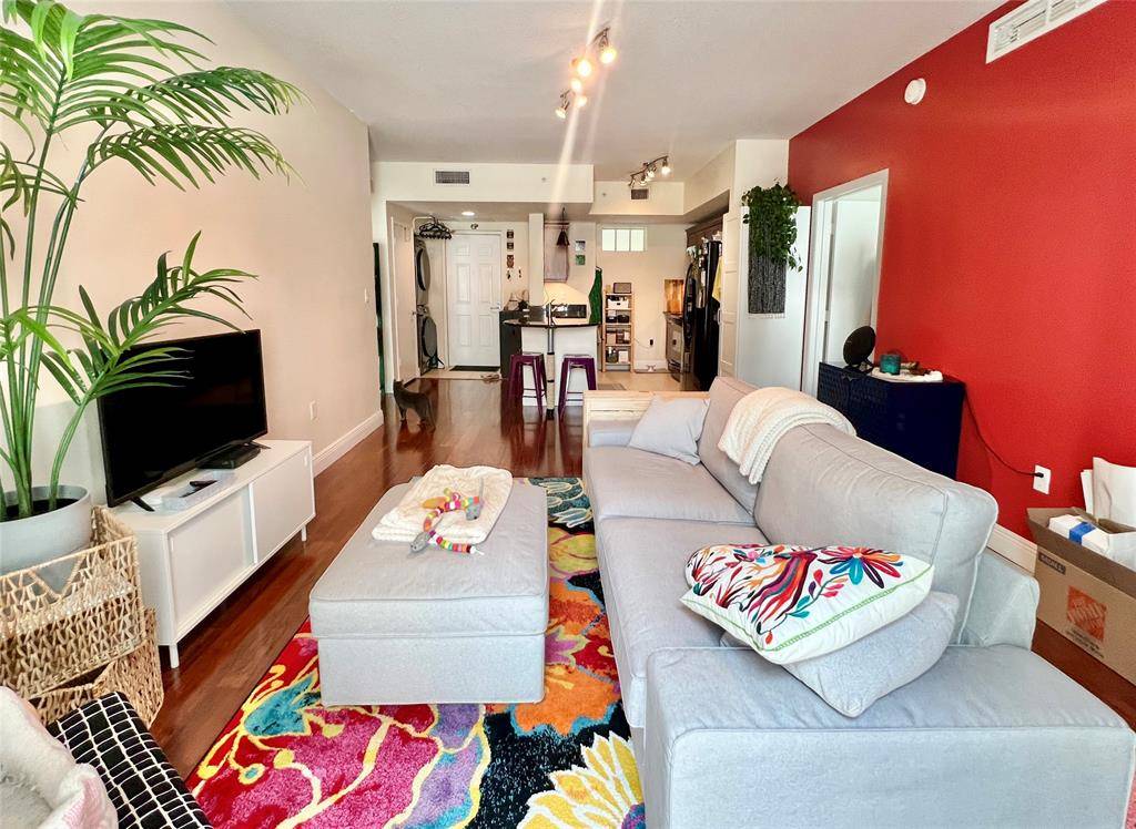 Miami, FL 33156,7275 SW 90 Way #210