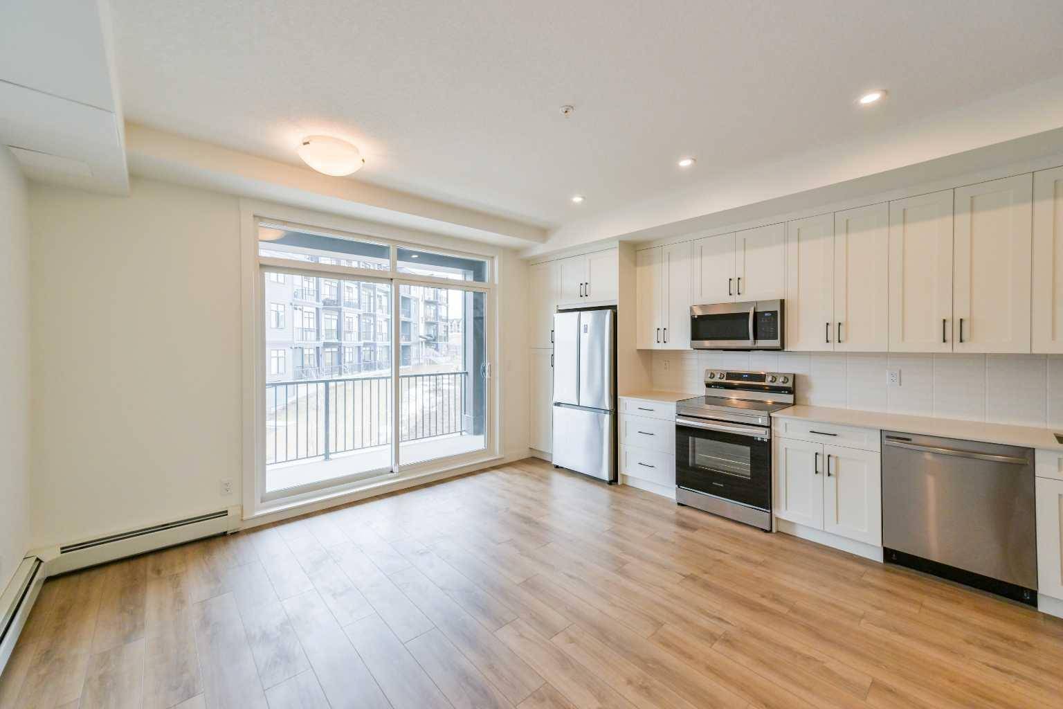 Calgary, AB T3R 1C5,40 Sage Hill WALK NW #302