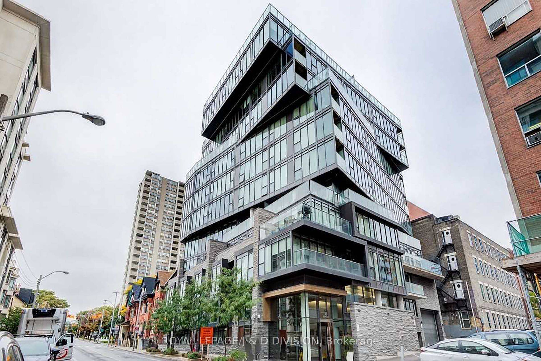 Toronto C01, ON M5T 0B3,15 Beverley ST #1005