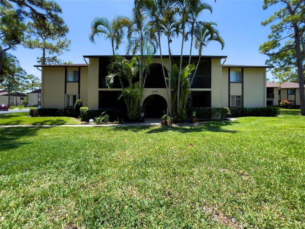 Greenacres, FL 33463,408 Pine Glen Ln #B1