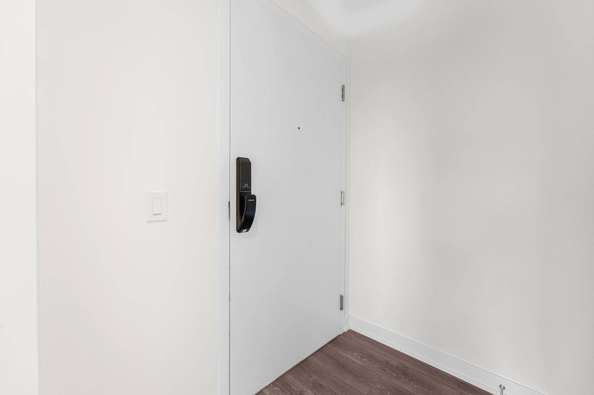 Mississauga, ON L5G 0E1,28 Ann ST #508