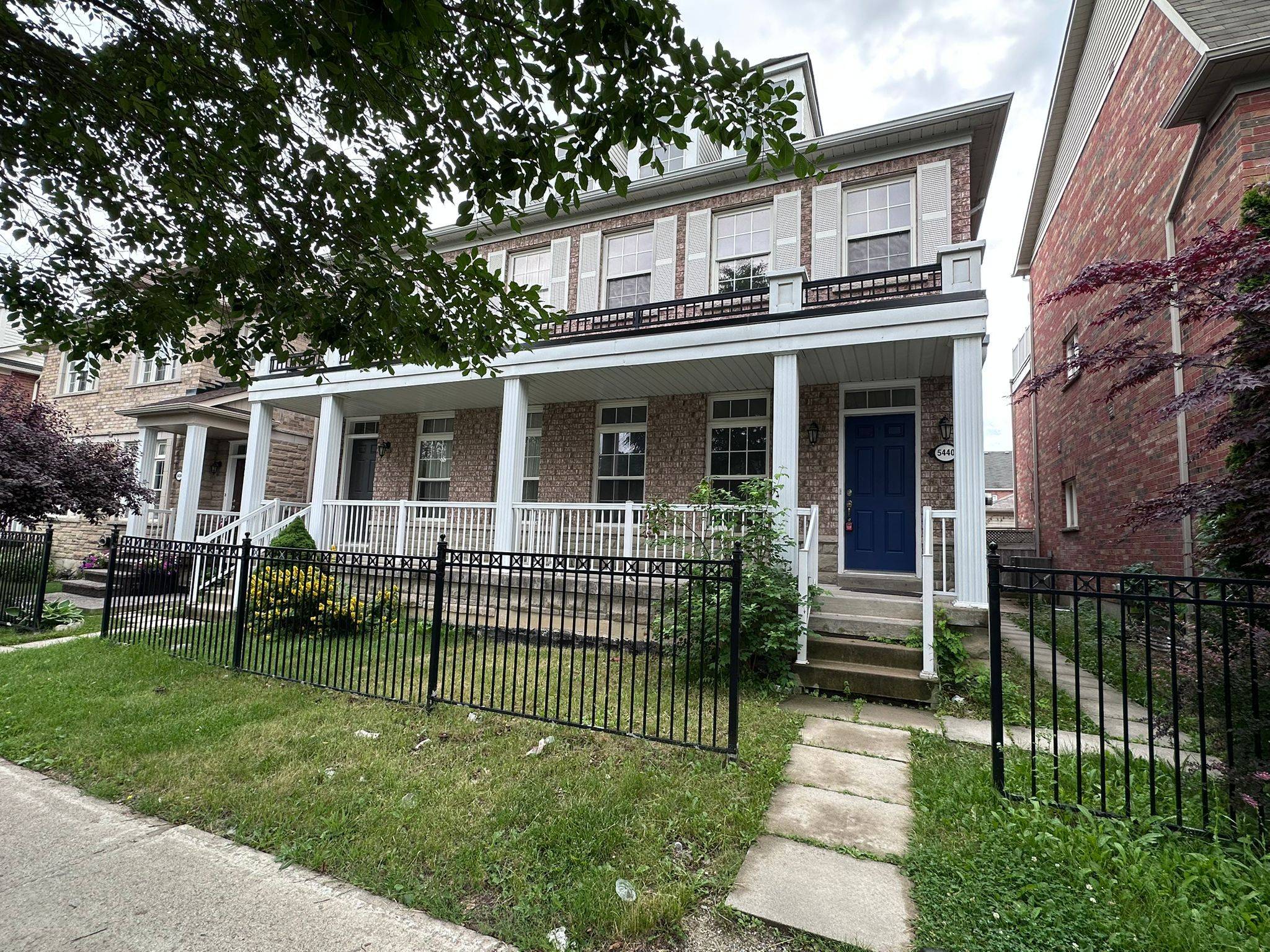 Mississauga, ON L5N 0N1,5440 Tenth Line W