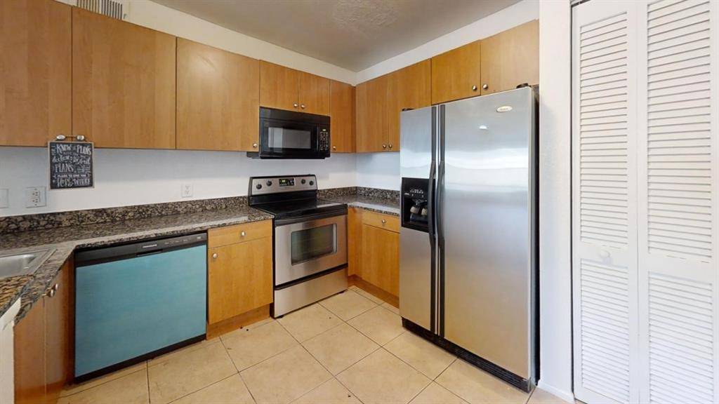 Delray Beach, FL 33445,[StreetName,UnitNumber,StreetNumber,StreetDirPrefix]