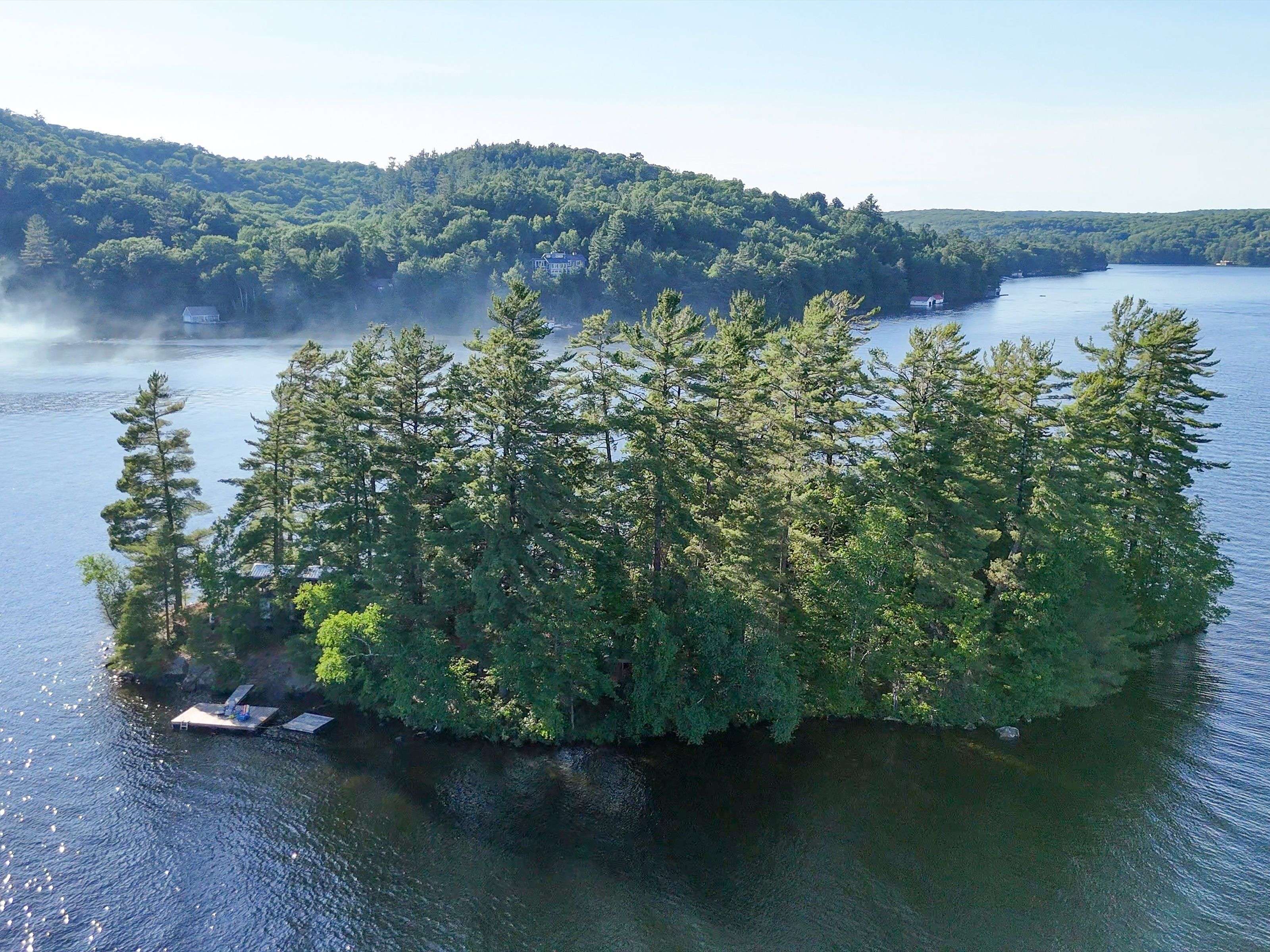 Lake Of Bays, ON P0B 1A0,2 Harper IS