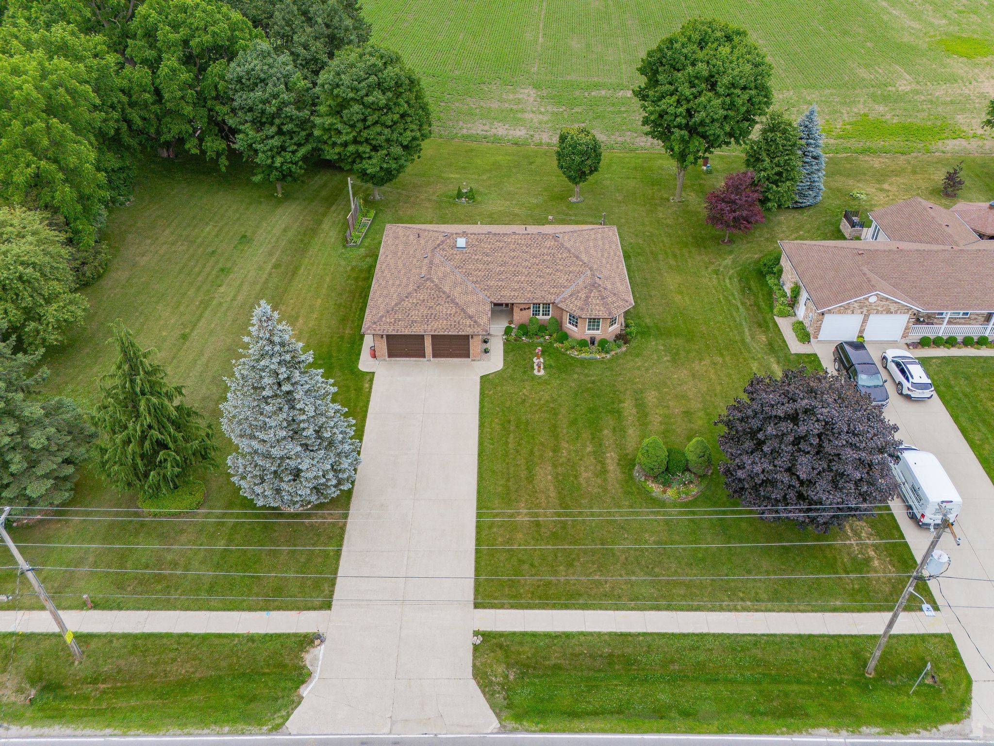 Blandford-blenheim, ON N0J 1B0,100 Baird ST S