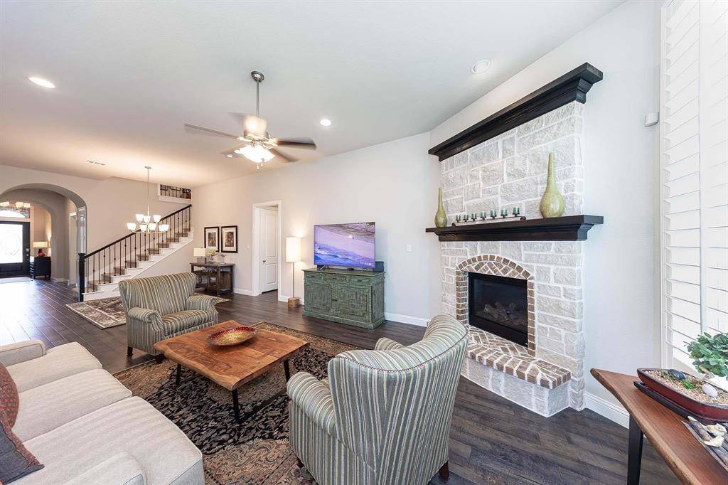 The Colony, TX 75056,2929 Telford