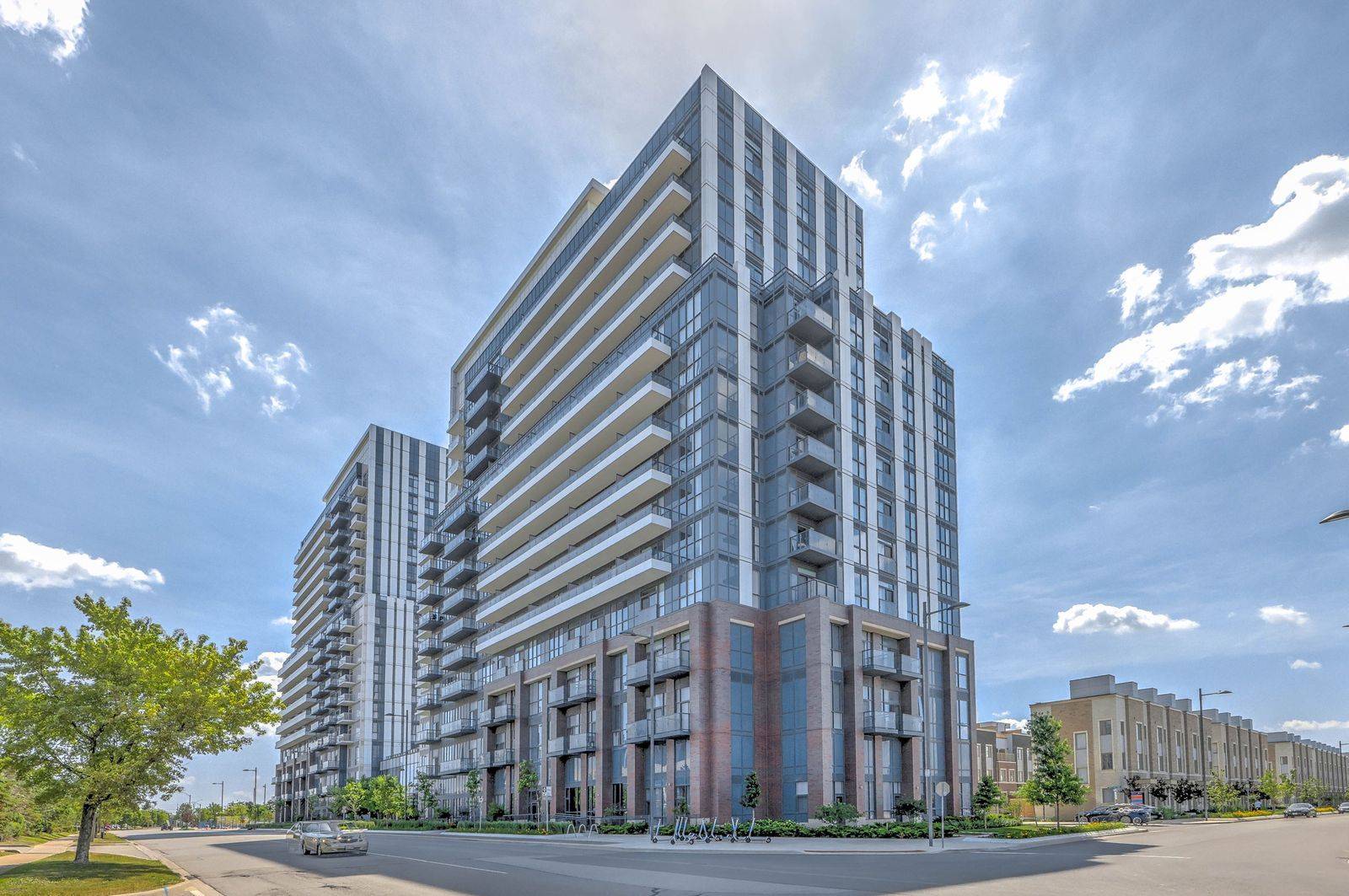 Vaughan, ON L4K 0M7,10 Honeycrisp CRES #506
