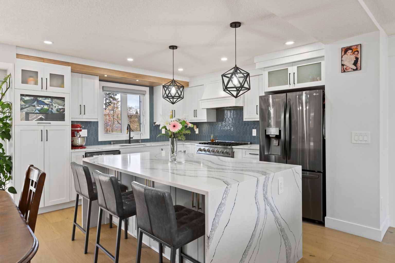 Calgary, AB T2J 1H3,201 Wascana CRES SE